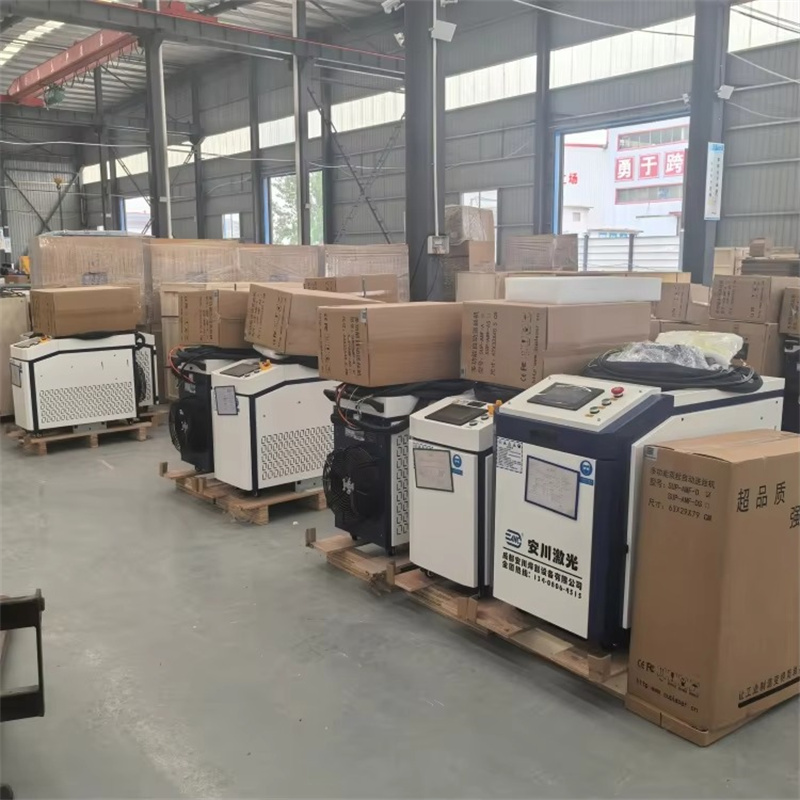 Handheld Laser Welding Machine - Máquina de soldadura láser portátil de
