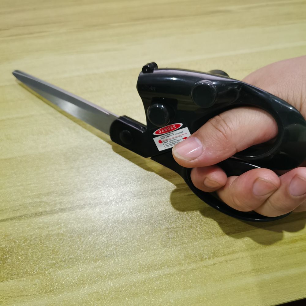 Tijeras Profesionales de Acero - Industrial Laser Welding reseña y precio